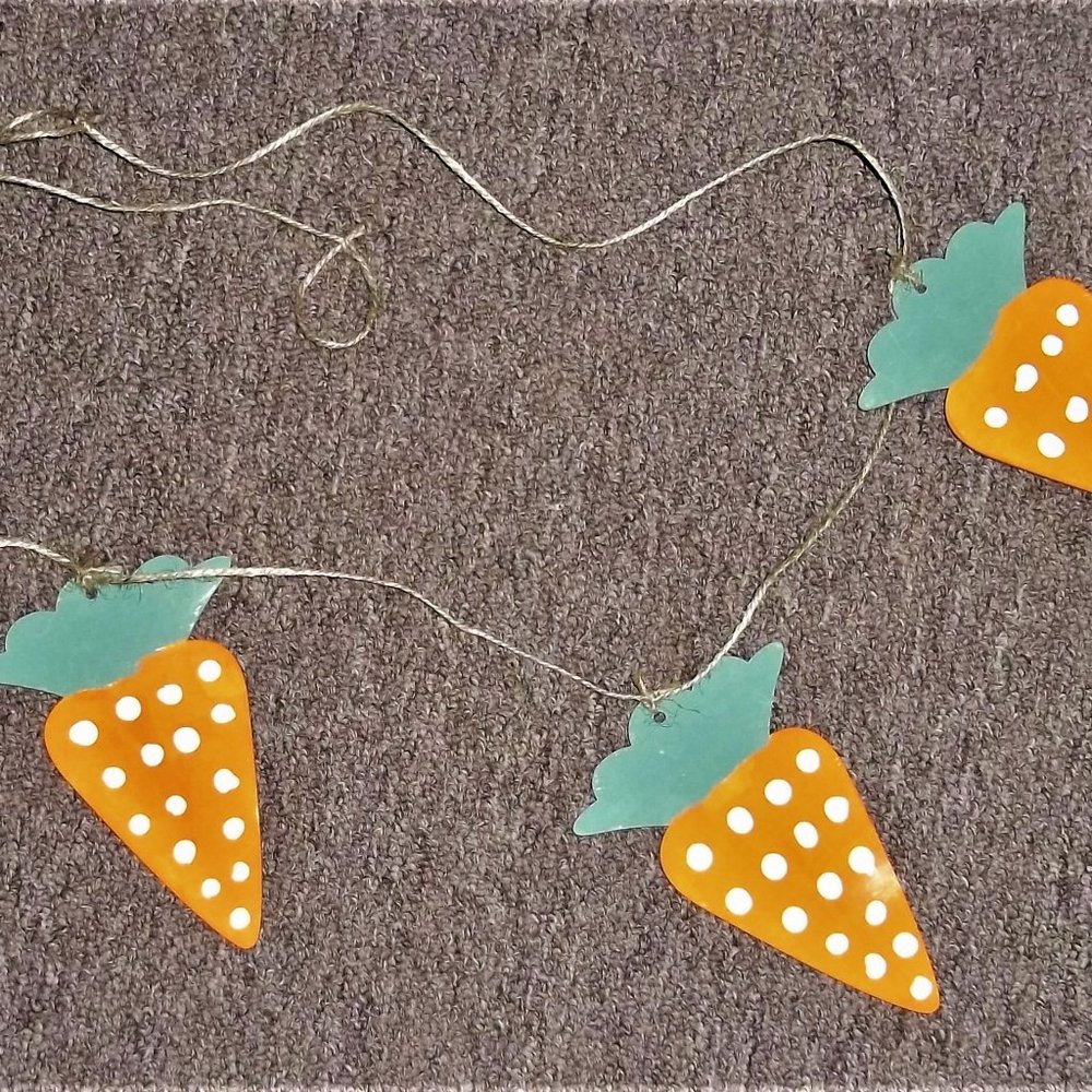 NEW Farmhouse Easter carrots polka dot orange white garland 4 feet long